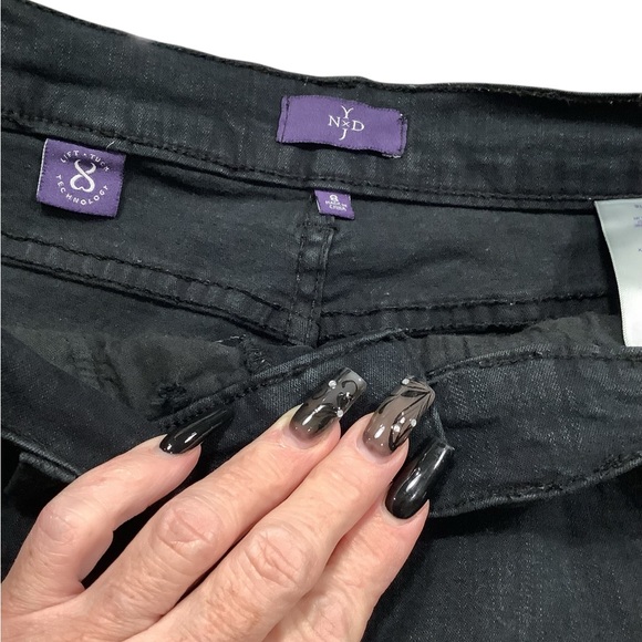 NYDJ Women's Black Stretch Boot Cut Jeans EUC Size 8 - Picture 3 of 12